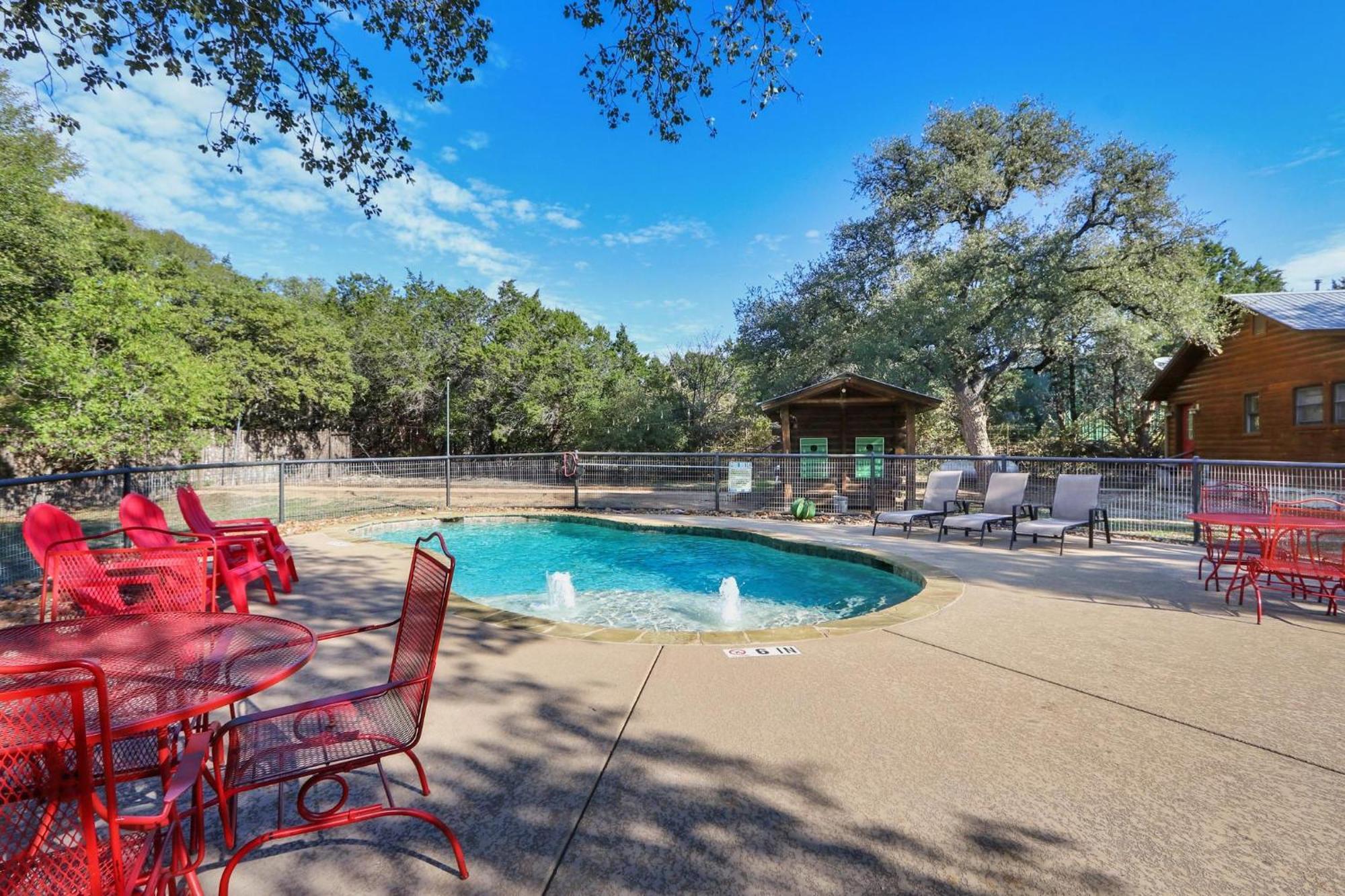 Wimberley Log Cabins Resort And Suites- Unit 3 Bagian luar foto