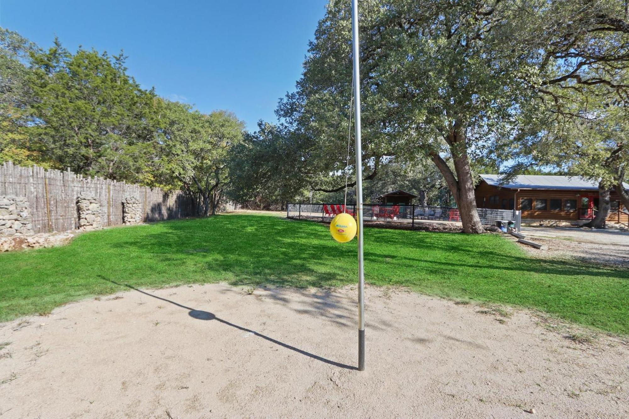 Wimberley Log Cabins Resort And Suites- Unit 3 Bagian luar foto